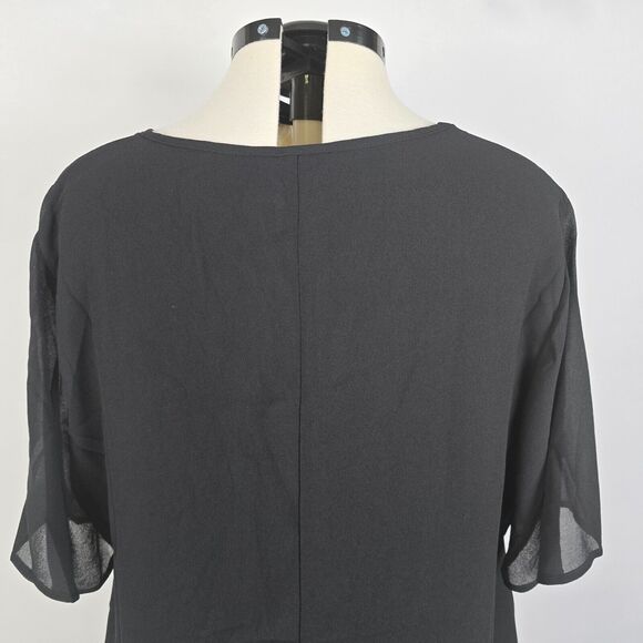 Bloomchic Blouse Women's 3X Short Sleeve Button Detail Mesh Overlay Black NWT - Picture 5 of 11